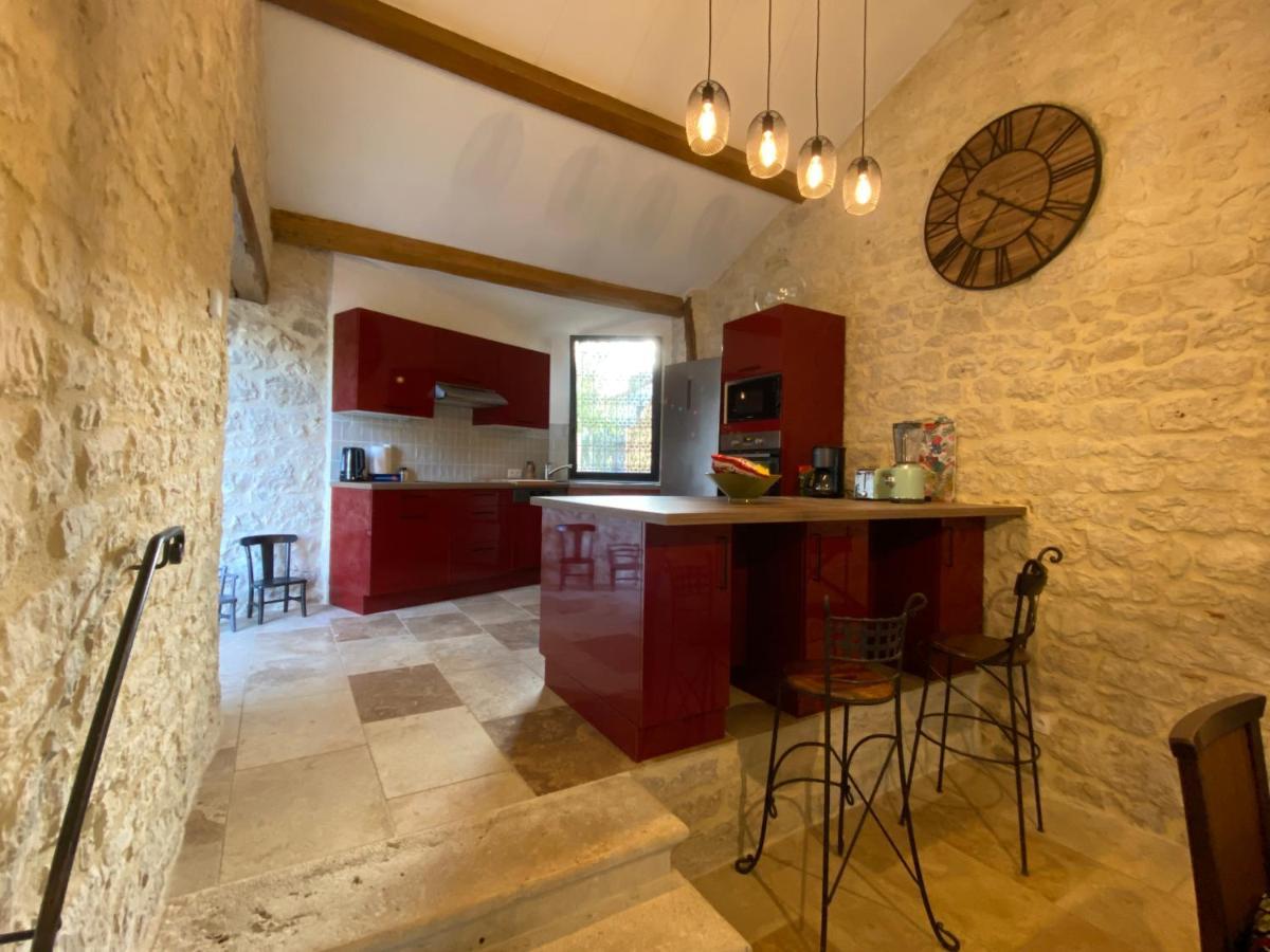 Maison De Village, Charme Et Confort Mauroux  エクステリア 写真