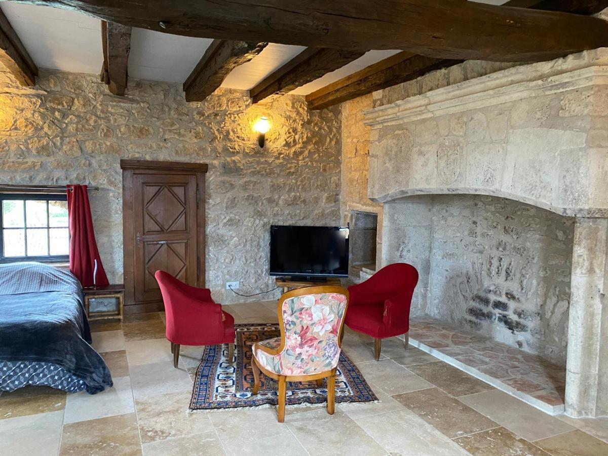 Maison De Village, Charme Et Confort Mauroux  エクステリア 写真