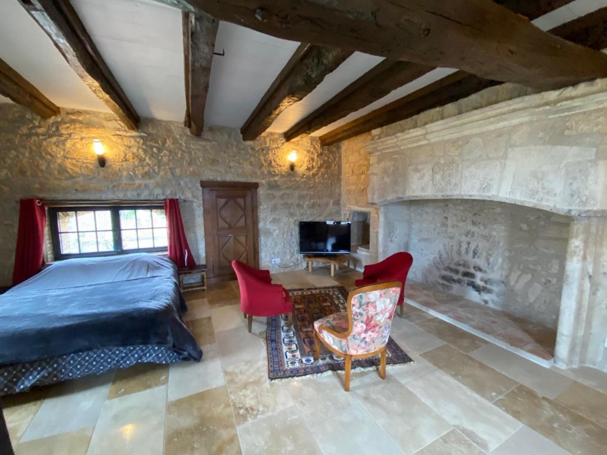 Maison De Village, Charme Et Confort Mauroux  エクステリア 写真